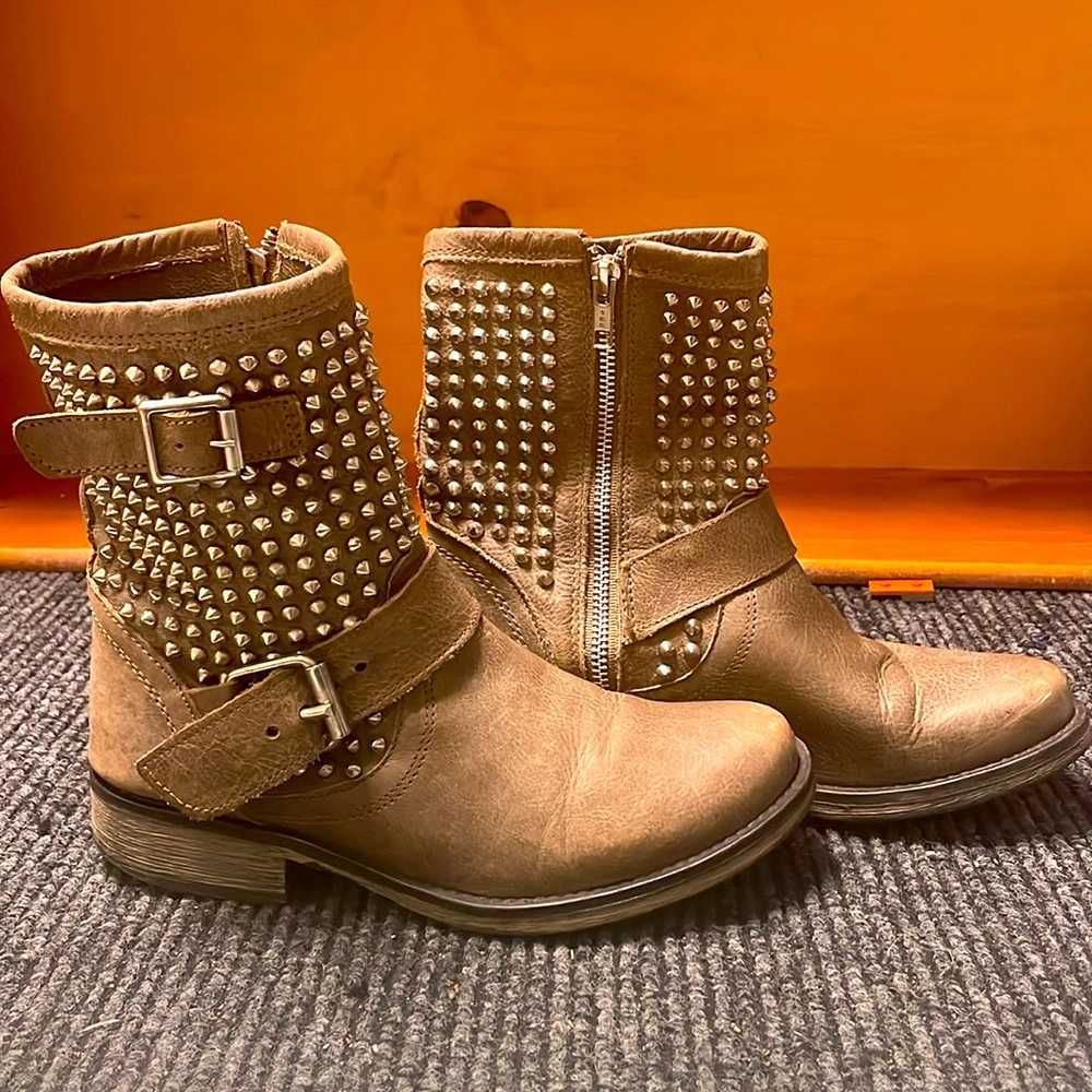 Steve Madden Boots🔥